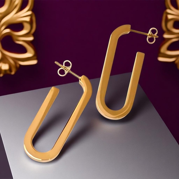 🆕 Sleek 18K Gold Plated Stainless Steel Modern U-Shape Statement Earrings - Picture 1 of 11
